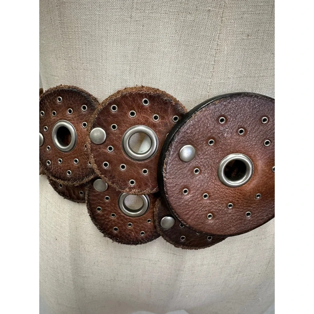 Western boho leather Disc Concho Belt Brown silver grommets‎ SML/MED adjustable